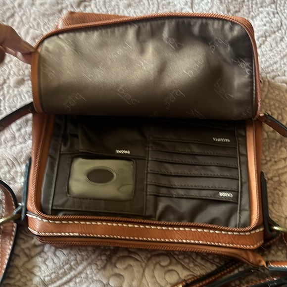 B.O.C born Concepts Crossbody Shoulder bag/ travel leather / crochet bag EUC - Picture 5 of 11